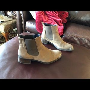 Dorking leather booties
